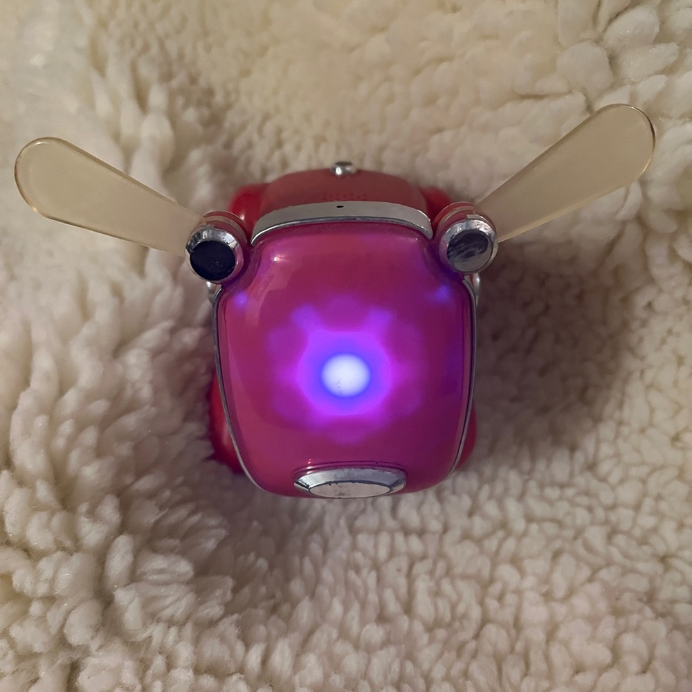 Hasbro 2005 Interactive Sega iDog Pink and Purple Light-Up Toy - Picture 12 of 16